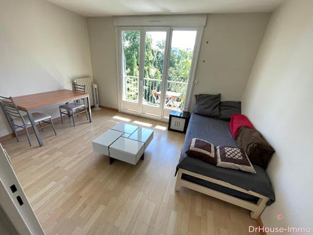 Location Appartement 1 pièce 20 m2 Joue les tours