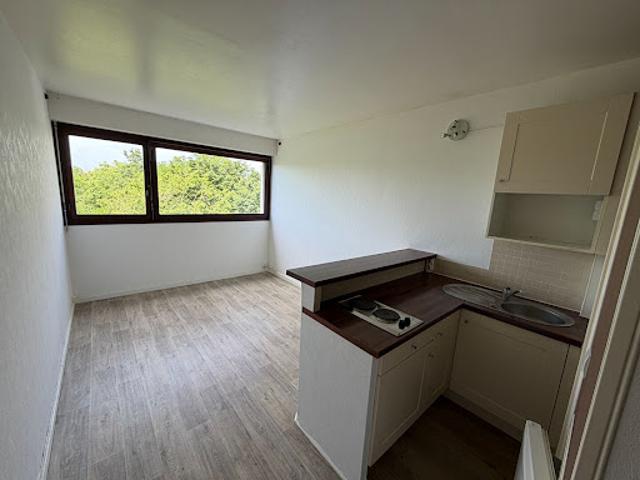 Location Appartement 1 pièce 20 m2 Poissy