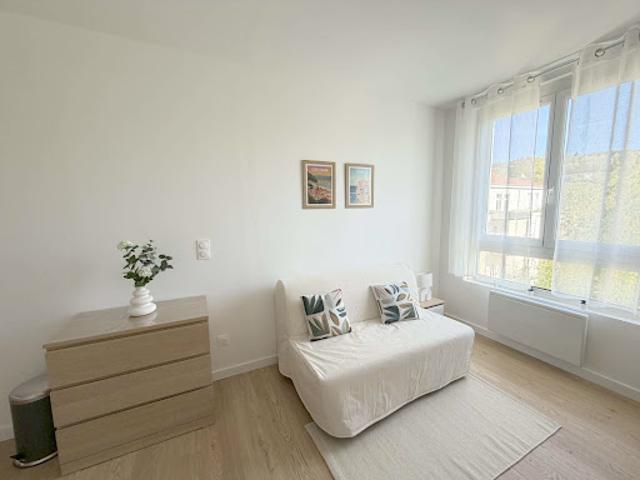 Location Appartement 1 pièce 20 m2 Saint Etienne