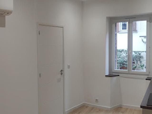 Location Appartement 1 pièce 20.04 m2 Saint Laurent du Var
