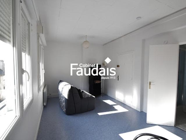 Location Appartement 1 pièce 20.18 m2 Saint lo