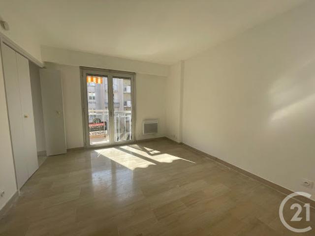 Location Appartement 1 pièce 20.26 m2 Cannes