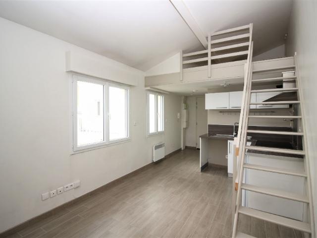 Appartement 1 pièce Poissy 20.27m² 750€ à louer l'Adresse