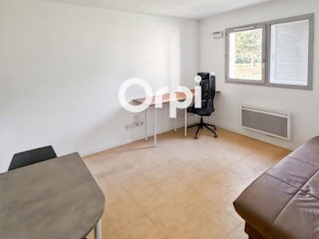 Location Appartement 1 pièce 20.45 m2 Saint Genis Laval