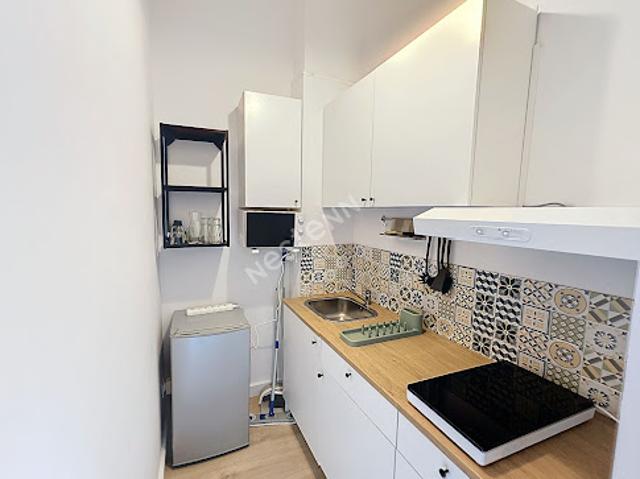 Location Appartement 1 pièce 20.5 m2 Toulon