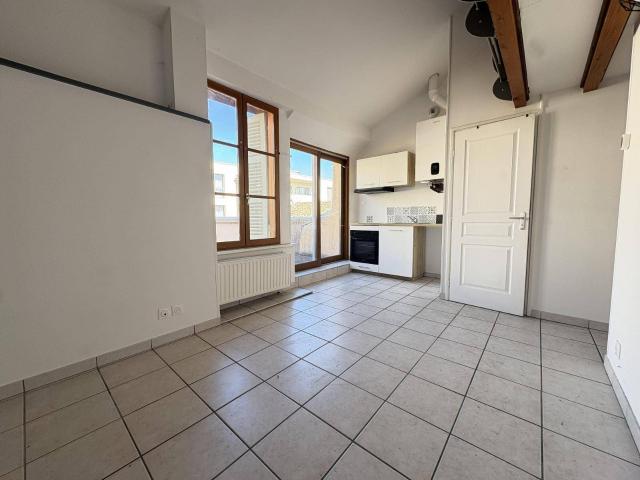 Location appartement 1 pièce 20.61 m² à Mâcon 71000 4 515 €