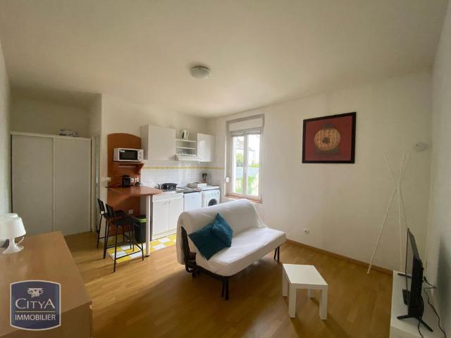 Location Appartement 1 pièce 20m² TOURS 37000