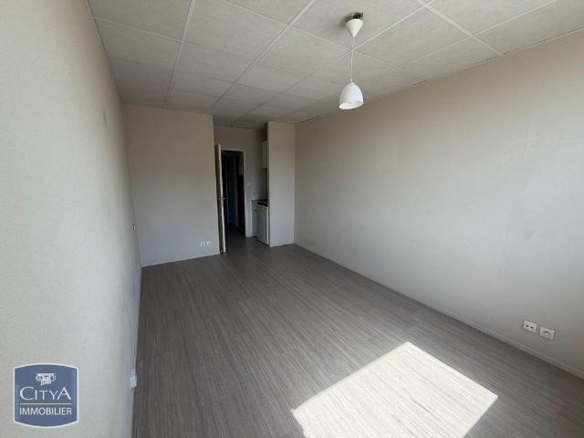 Location Appartement 1 pièce 20m² TOURS 37000