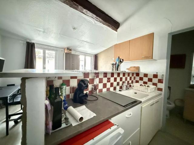 Location Appartement 1 pièce 20m² AVIGNON 84000