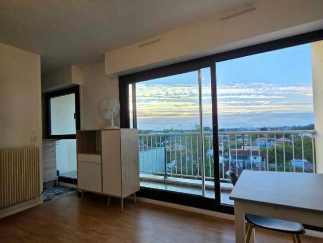 Location Appartement 1 pièce 20m² BORDEAUX 33200