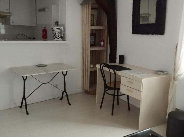 Location Appartement 1 pièce 20m² BOURGES 18000