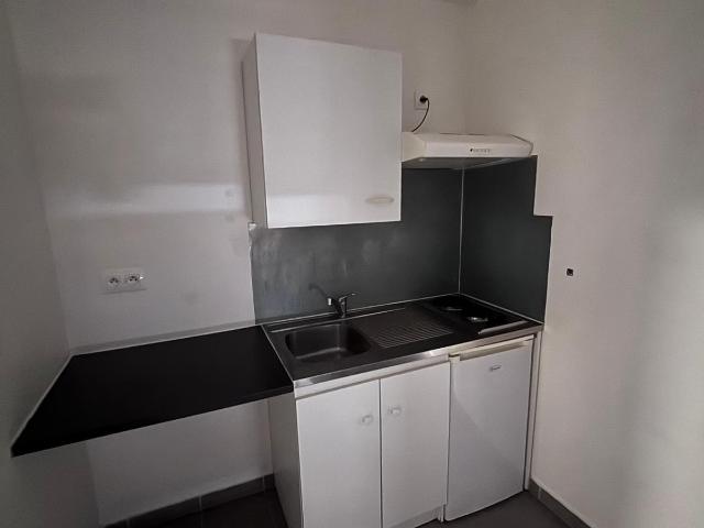 Location Appartement 1 pièce 20m² CLERMONT FERRAND 63000
