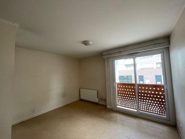 Location Appartement 1 pièce 20m² DEVILLE LES ROUEN 76250
