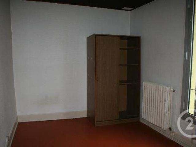 Location Appartement 1 pièce 20m² GANNAT 03800