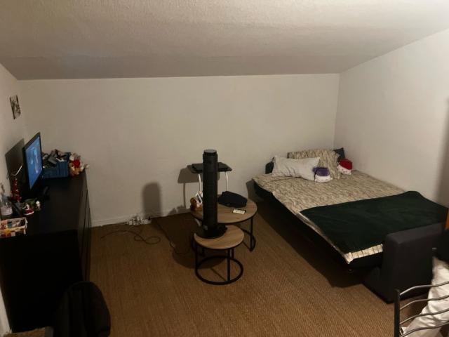 Location Appartement 1 pièce 20m² LA GARDE 83130