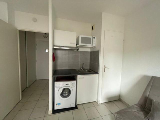 Location Appartement 1 pièce 20m² MONTPELLIER 34070