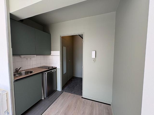 Location Appartement 1 pièce 20m² RENNES 35700