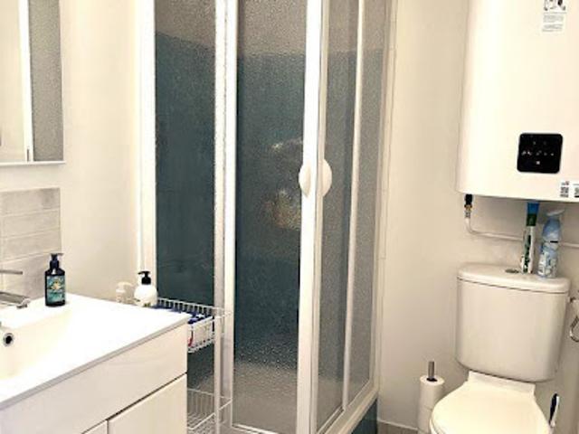 Location Appartement 1 pièce 21 m2 Marseille 8ème