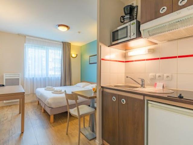 Location Appartement 1 pièce 21 m2 La Roche sur Yon