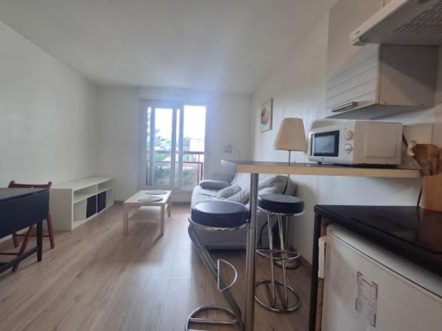 Location Appartement 1 pièce 21.69 m2 Saint maur des fosses