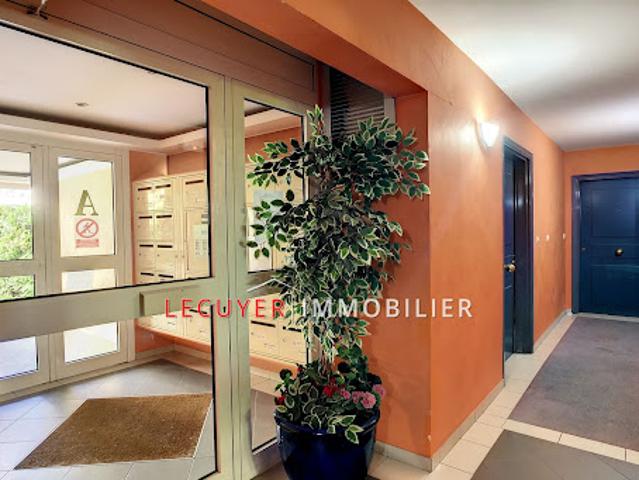 Location Appartement 1 pièce 21.75 m2 Juan les pins