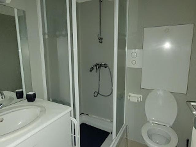 Location Appartement 1 pièce 21.78 m2 Saint Brieuc