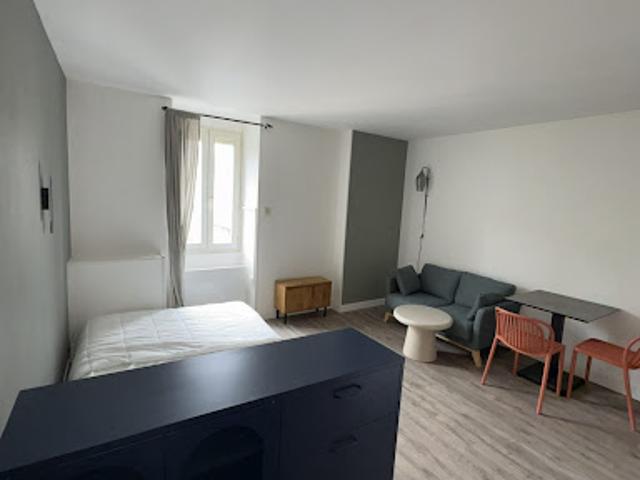 Location Appartement 1 pièce 21.7 m2 Bourges