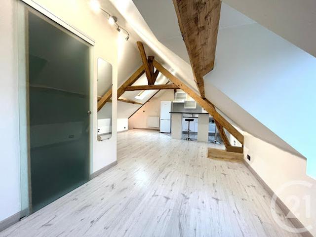 Location Appartement 1 pièce 21.89 m2 Chateaufort