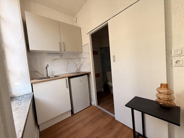 Location appartement 1 pièce, 21.81m², Carcassonne
