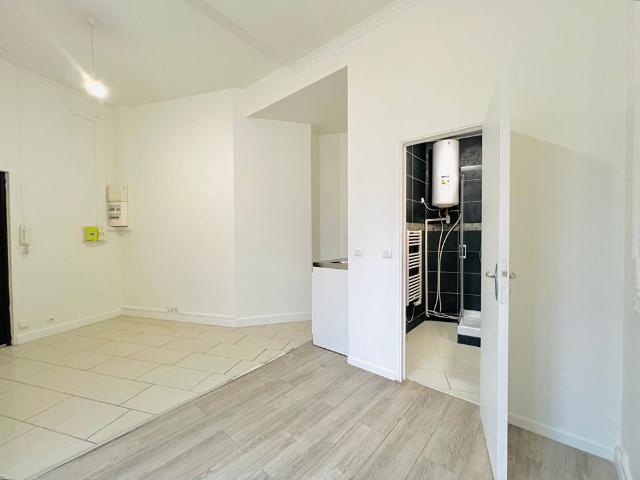 Location Appartement 1 pièce 21m²