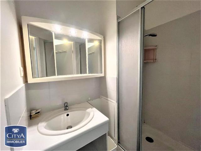 Location Appartement 1 pièce 21m² TOURS 37000