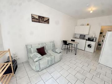 Location Appartement 1 pièce 21m² TOURVES 83170
