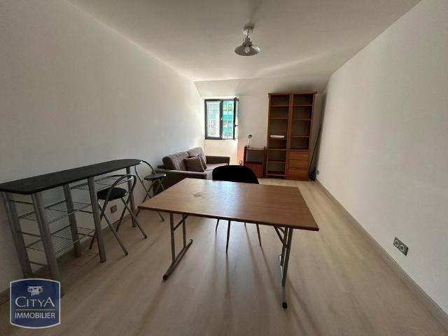 Location Appartement 1 pièce 21m² ALENCON 61000