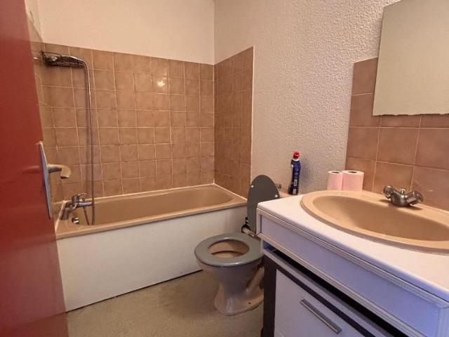 Location Appartement 1 pièce 21m² BORDEAUX 33000