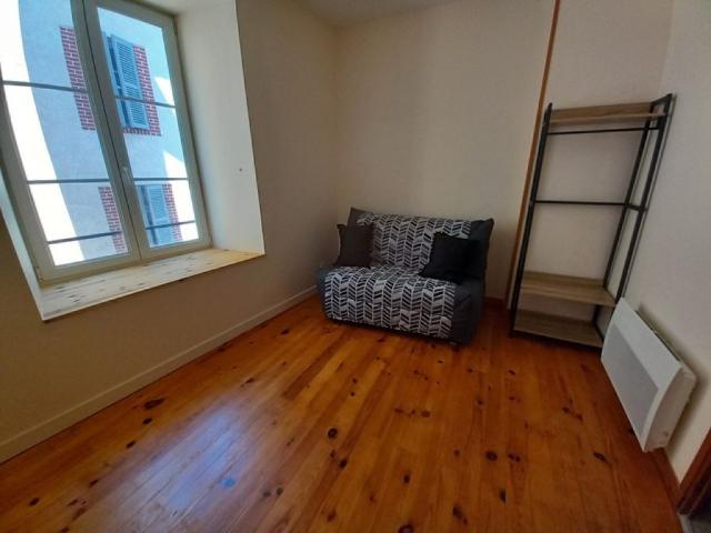 Location Appartement 1 pièce 21m² BRIOUDE 43100