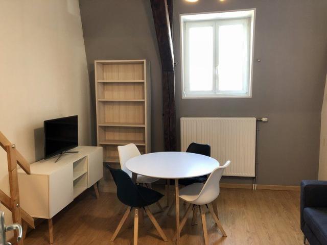 Location Appartement 1 pièce 21m² CAMBRAI 59400