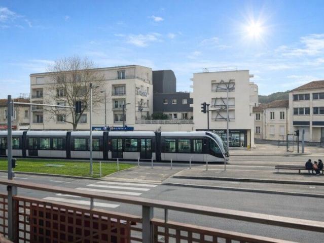 Location Appartement 1 pièce 21m² CENON 33150