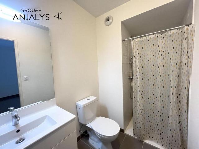 Location Appartement 1 pièce 21m² DECINES CHARPIEU 69150