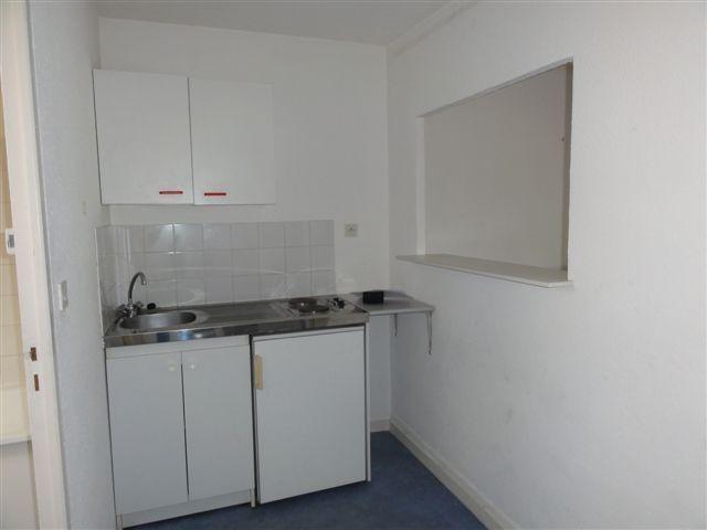 Location Appartement 1 pièce 21m² LE CREUSOT 71200