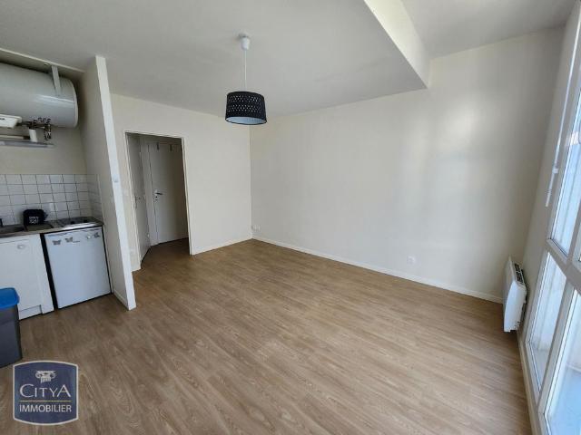 Location Appartement 1 pièce 21m² LE MANS 72100