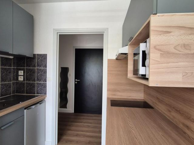 Location Appartement 1 pièce 21m² RODEZ 12000