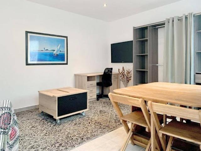 Location Appartement 1 pièce 22 m2 Marseille 15ème