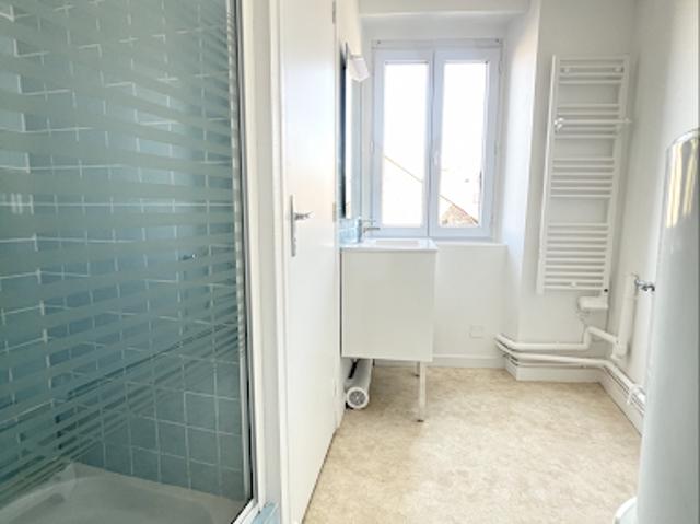 Location Appartement 1 pièce 22 m2 Evron