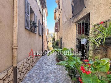Location Appartement 1 pièce 22 m2 Saint Laurent du Var