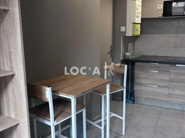 Location appartement 1 pièce 22 m² à Saint Fons 69190