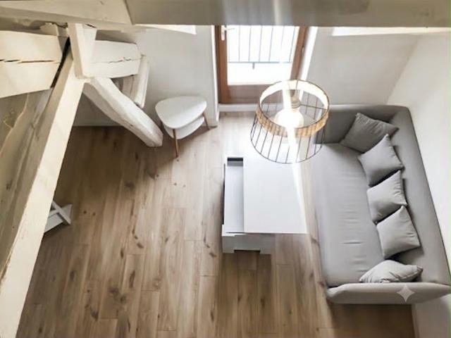 Location Triplex 1 pièce 22 m2 Etrechy