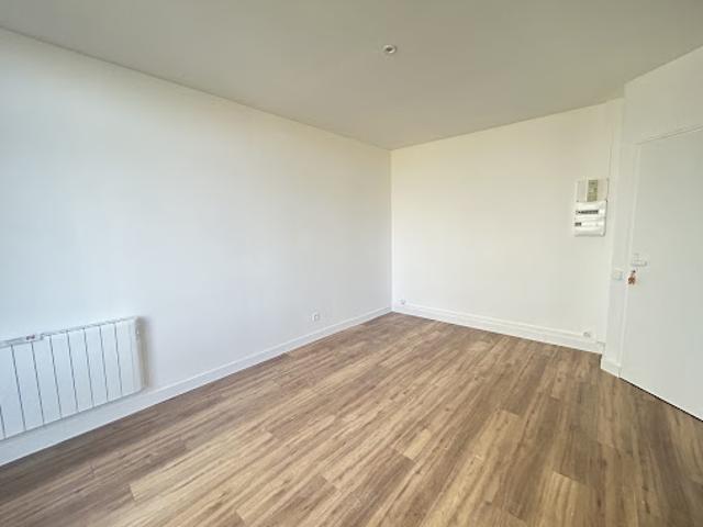 Location Appartement 1 pièce 22.44 m2 Le Cateau Cambrésis