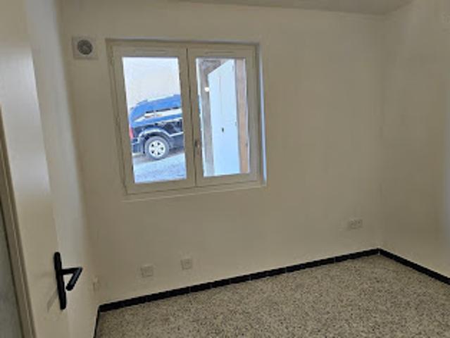 Location Appartement 1 pièce 22.56 m2 Forcalquier