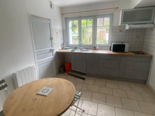 Location appartement 1 pièce, 22.69m², Veuzain sur Loire