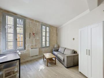 Location Appartement 1 pièce 22 m2 Avignon